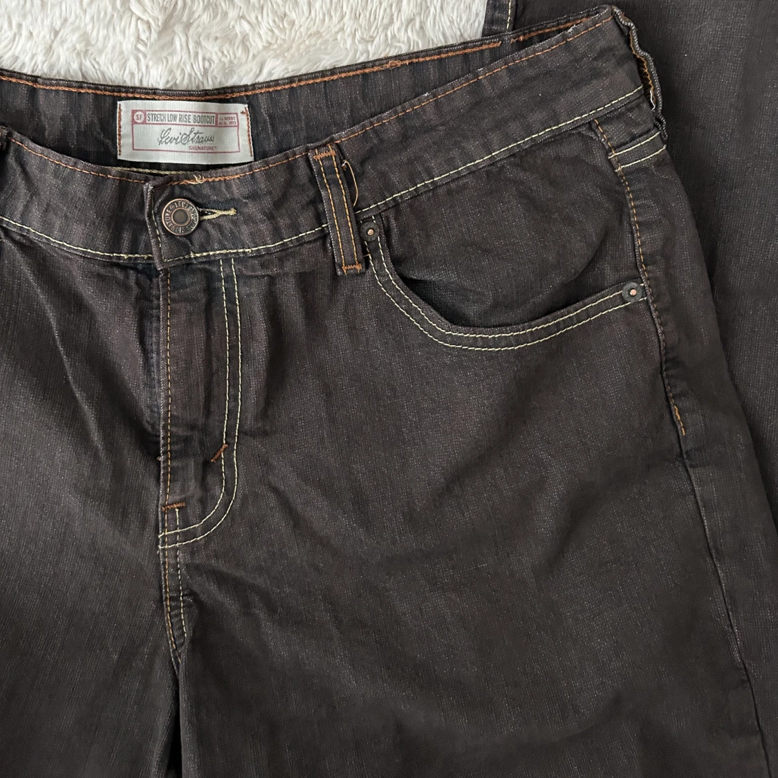 Bruna low rise bootcut jeans!  - 91