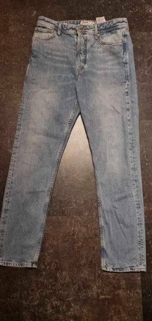 Jeans "Loose" - Modell Chris,  raka. Lite använda