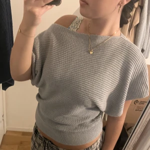 Stickad tröja - Jättefin stickad tröja💕