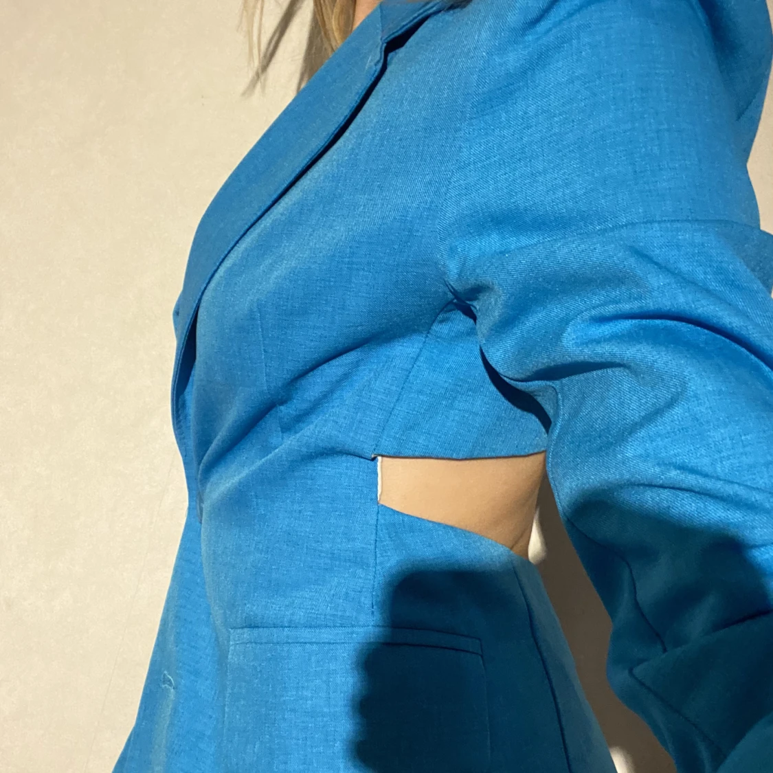 Kavaj med öppen rygg