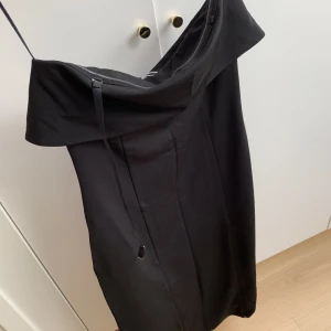 COS klänning - Nypris 1150