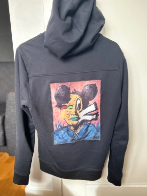 Limitato hoddie storlek S  - Ny skick limitato hoddie storlek S.  Säljer pga växte ifrån den ganska snabbt. Pris kan diskuteras 