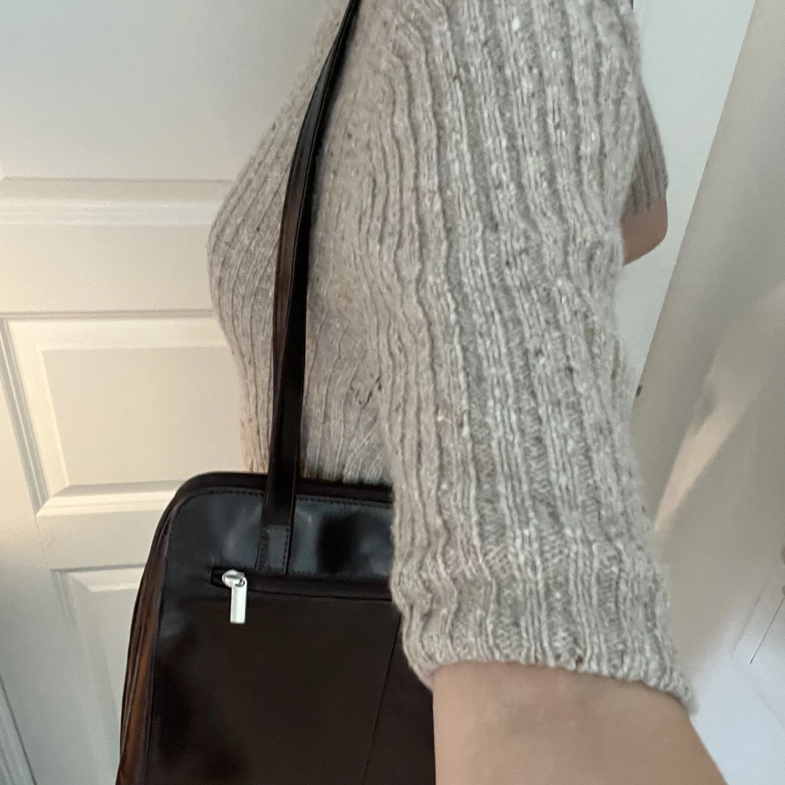 Rymlig läder väska - 91