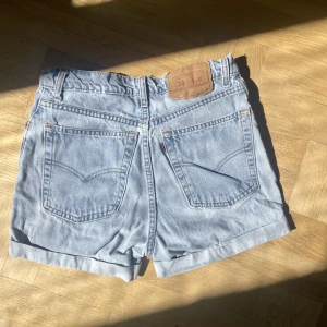 Levis shorts - Ljusblåa levis shorts. Vintage och jättefina. 