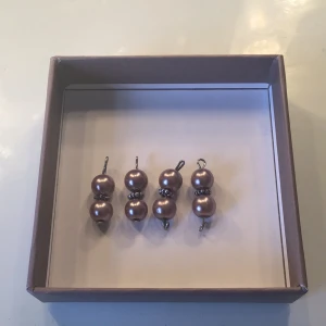 Pärl änglar ~ 4 stycken - 💗4 stycken handgjorda änglar  💗Nybörjare så billigt pris 💗 kan användas på te.x halsband eller armband 