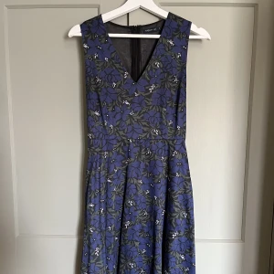 Klänning från Stockholm strl 34 - Klänning från Stockholm i storlek 34, oanvänd! Inga anmärkningar. 