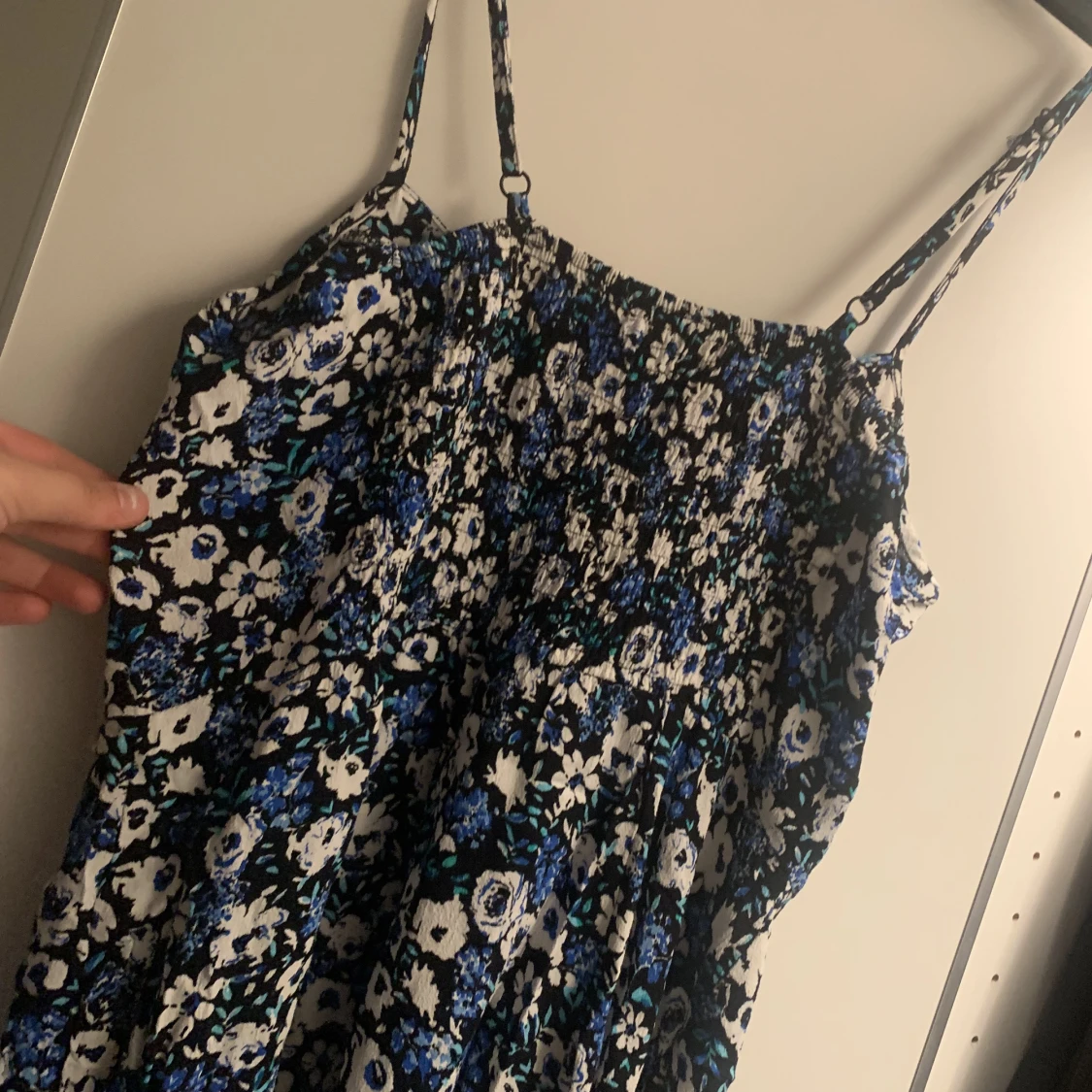 Blommig klänning från New Yorker - 91