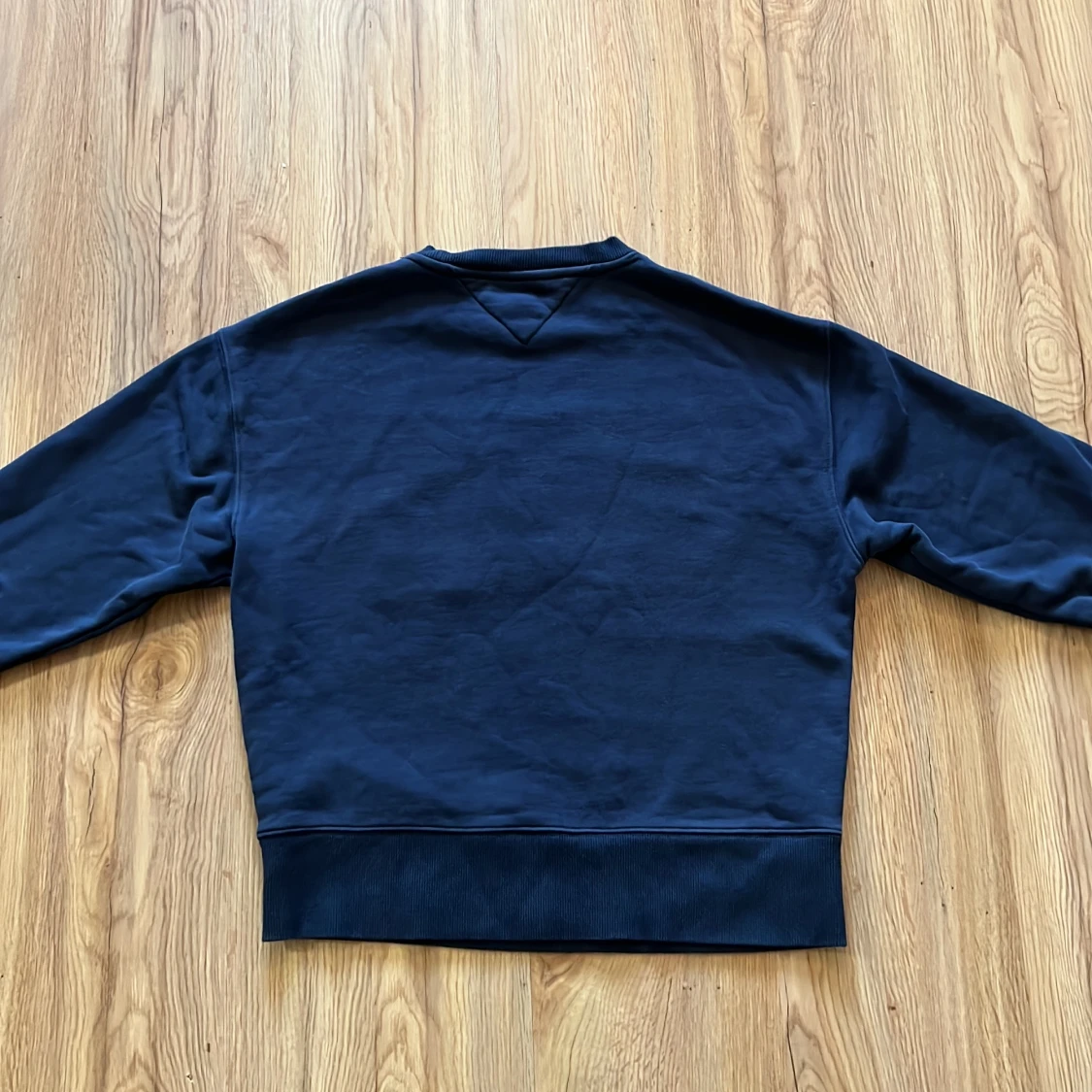 Tommy Hilfiger sweater - 90