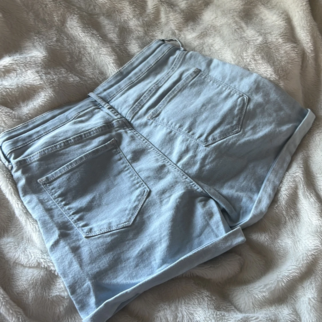 Ljus blå jeans shorts - 90