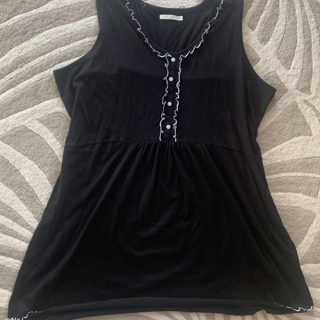 svart nattlinne cellbes