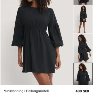 Svart klänning  - Svart superfin klänning från NA-KD i nyskick, alldrig använd💕storlek 32, nypris 439kr men säljer för 150kr💕