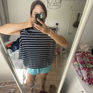 Topp - Trekvartsärmad tröja