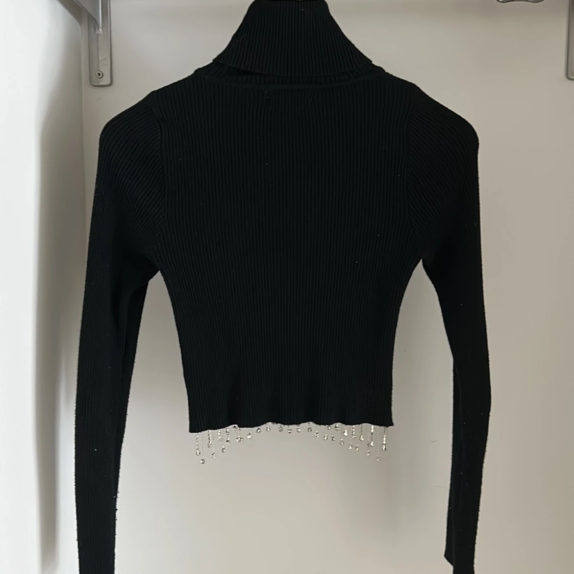 Tröja med smycke - 90