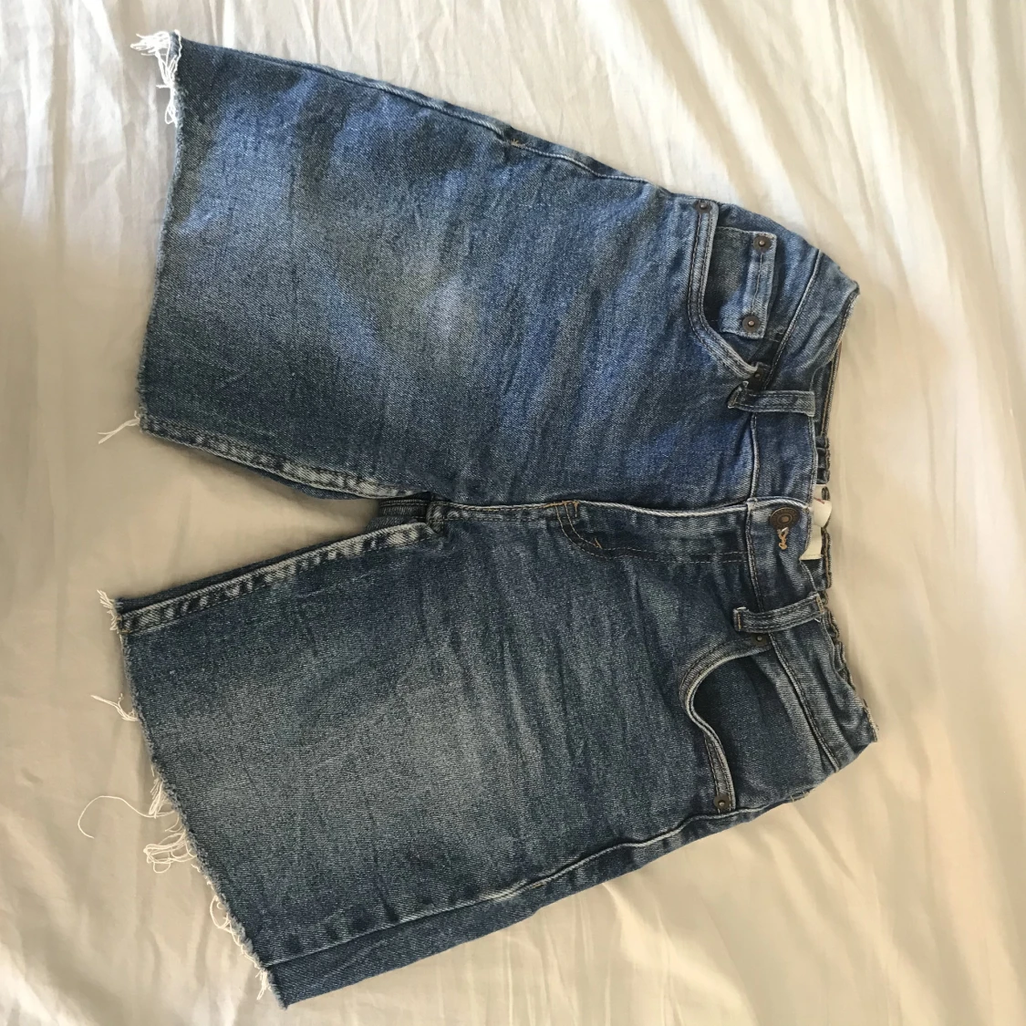Mörkblåa Levis shorts 