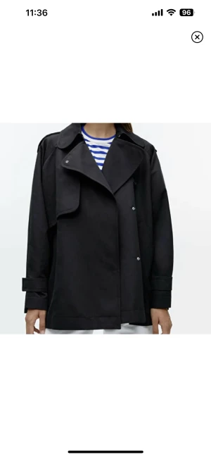 Arket jacka  - Arket kappa/jacka i stl S! Knappt använd 