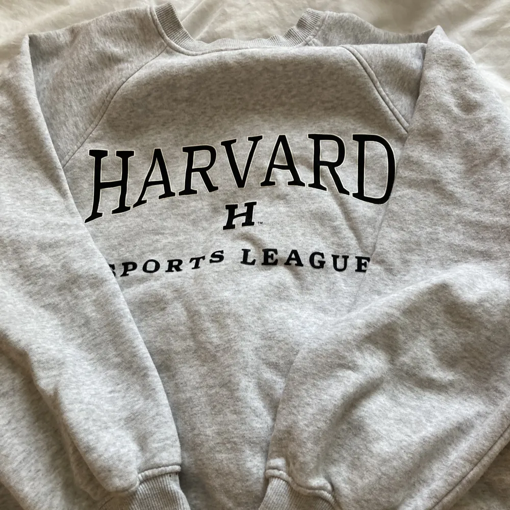 Harvard merch hoodie i storlek S💕. Hoodies.