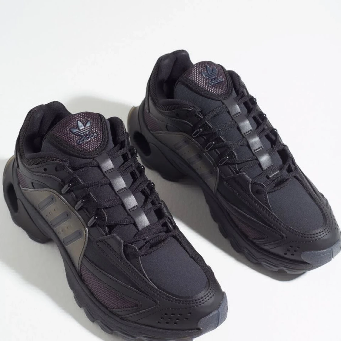 Adidas sneakers - 91