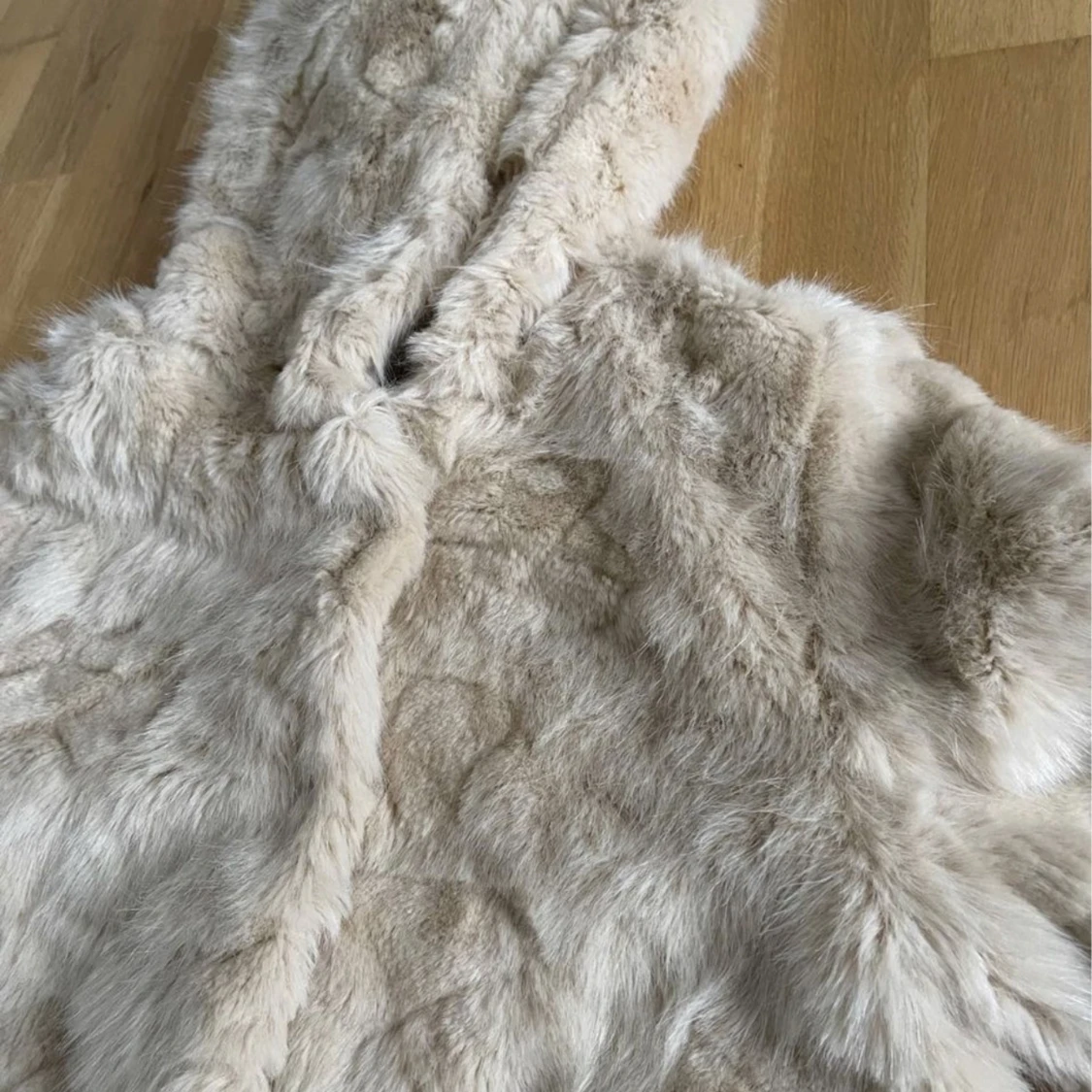 Pälsjacka (ej äkta) - 91