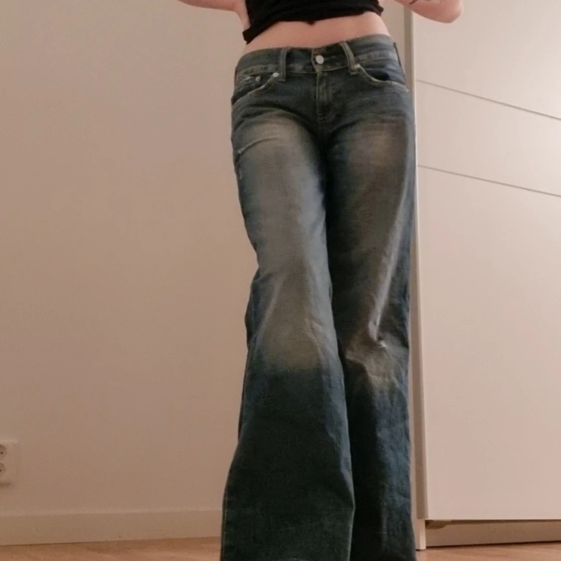 lågmidjade levis jeans - 91