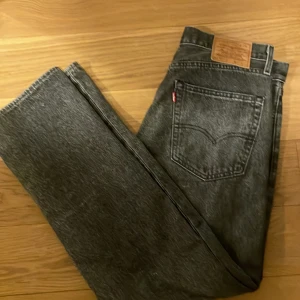 Levis 551 - Tja, säljer mina Levis 551. Storlek 32 skick 9/10