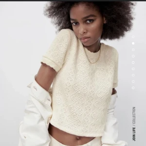 Zara topp - Säljer denna topp då den inte passar