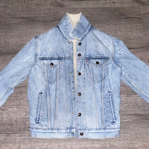 Jacket  - LEVI STRAUSS & CO.