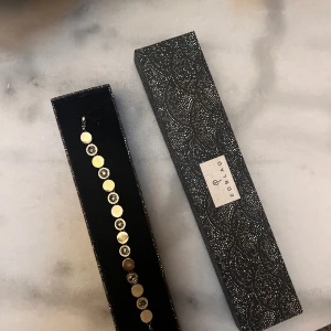 Armband edblad  - Fint skick! 