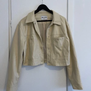 Skinnjacka  - Använd fåtal gånger, fint skick!