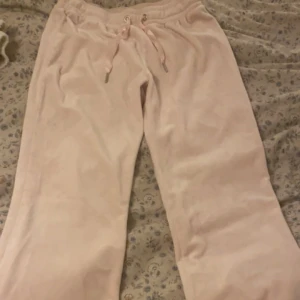 Byxor från Gina  - Mjukisbyxor från Gina i gamla modellen