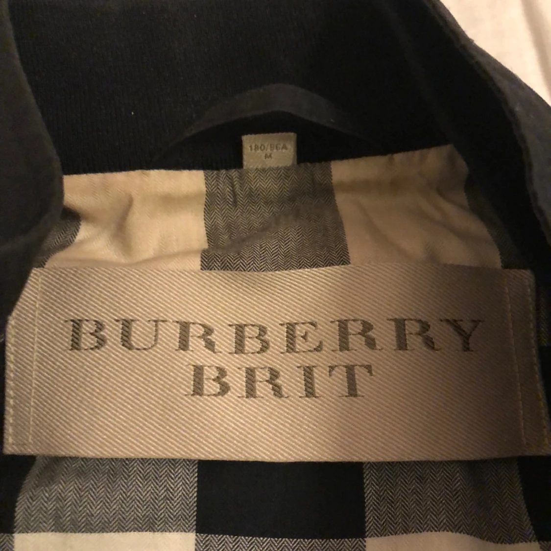 Burberry brit jacka size m - 90