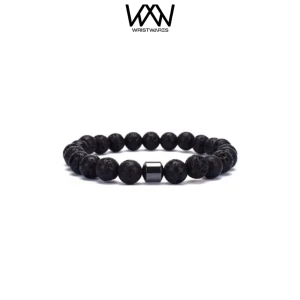 "Meteorit Black" Pärlarmband - Handla på vår hemsida. Vi föredrar att du köper 4 för 299, mycket mer prisvärt🤙 Följ oss på instagram för mer info @wristwares.se 😊