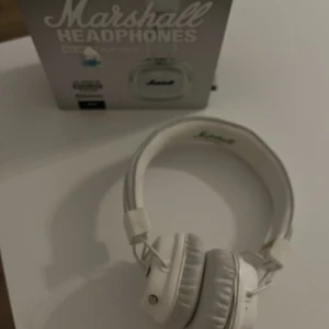Marshall hörlurar - Trådlösa Marshall hörlurar