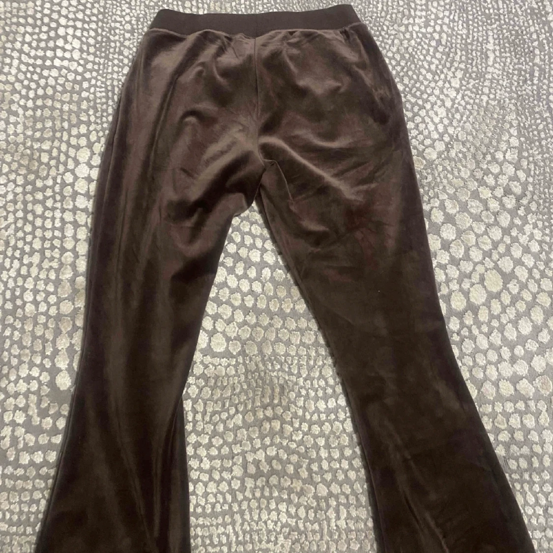 Juicy byxor bruna stl L - 90