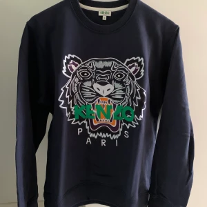 Kenzo-tröja - Endast använd en gång, är som ny! 