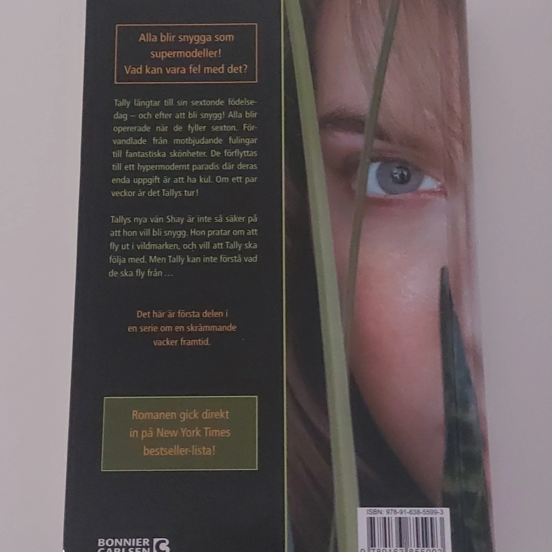 Ful - Scott Westfeld - 90