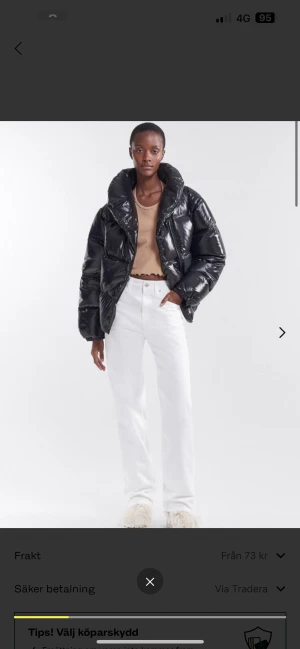 Filippa K gloss puffer jacket  - Super fin!  Använd Max 10 gånger  Storlek M  Kvitto finns  