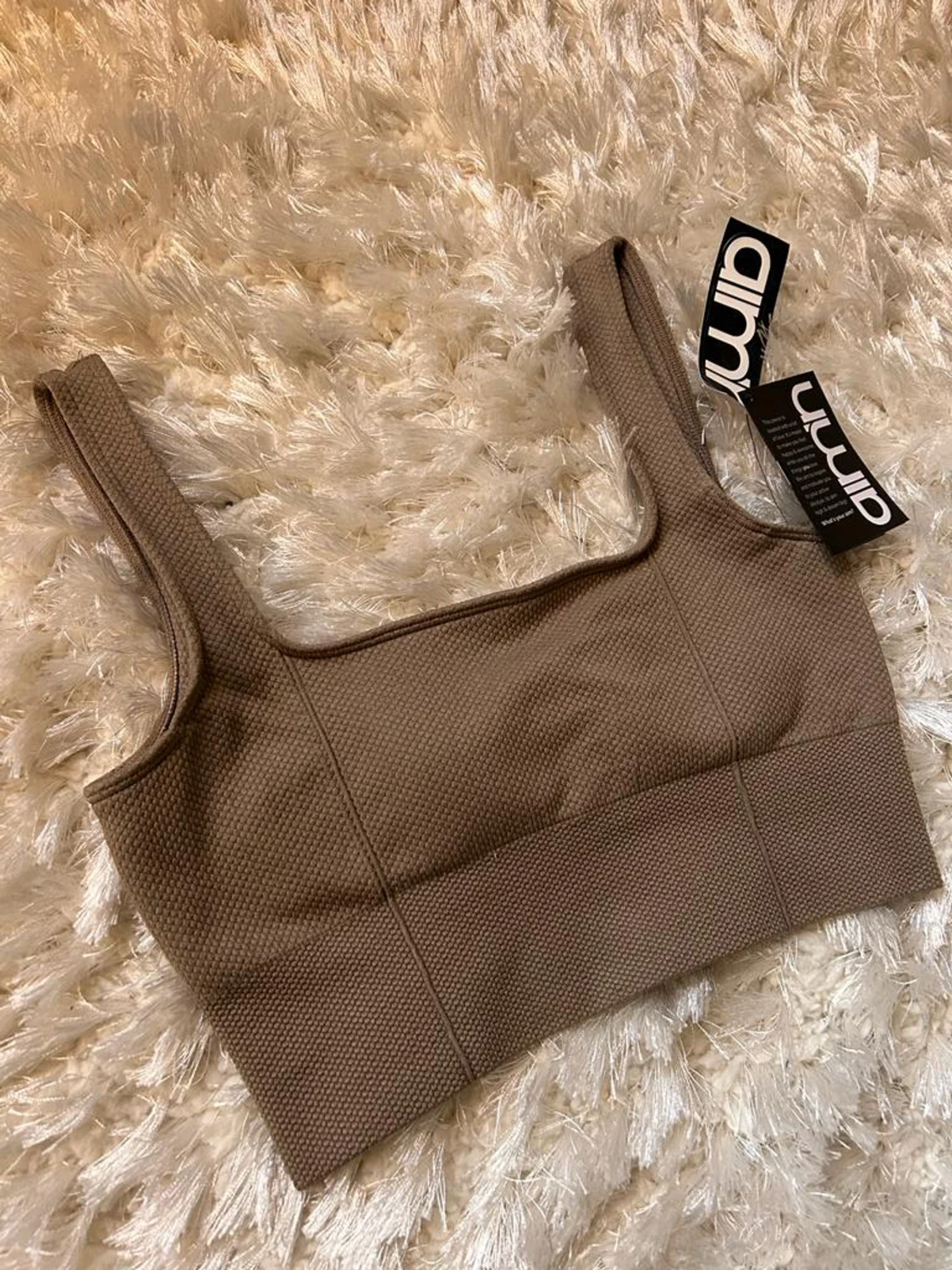 Helt ny Aimn topp-tag kvar 