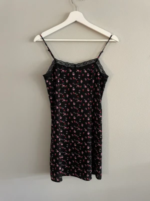 Klänning  - Supersöt klänning 