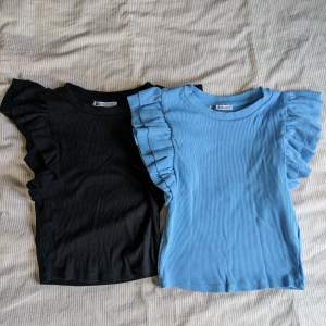 Jag säljer dessa tröjor då de är för små för mig💕 De har inte används så mycket❣️Köp båda gör 50kr eller en för 35