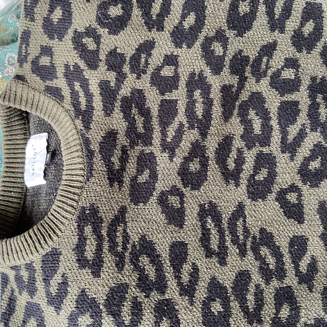 Mörkgrön leopard tröja - 90