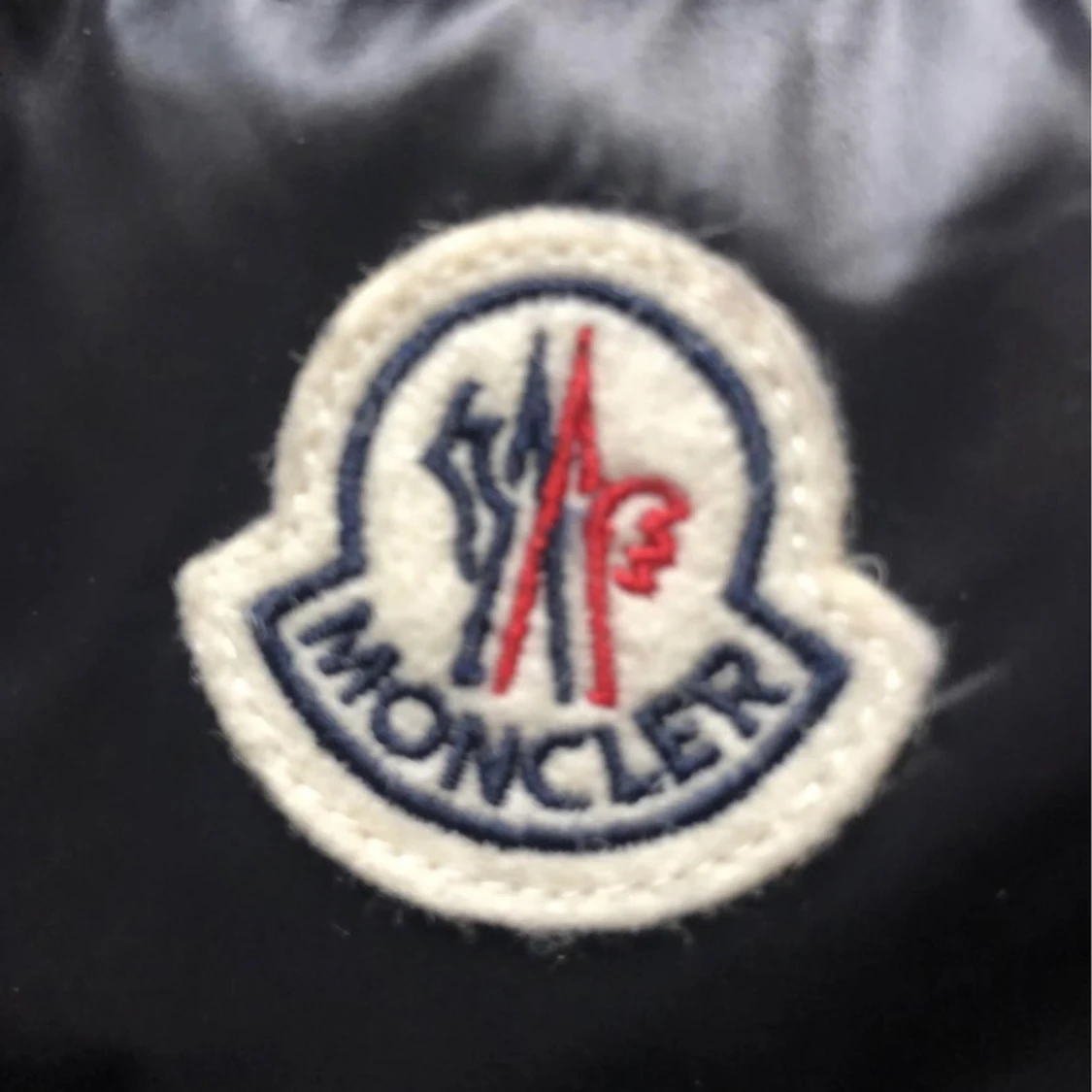 Moncler väst  - 91