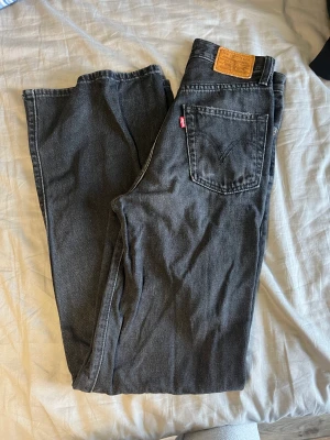 jeans levis - Allt ska bort! Köp köp köp🥳