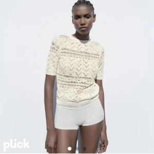 Zara tröja - Säljer denna i st S då den inte kom till användning, pris kan diskuteras 