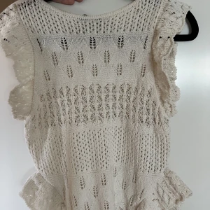 Topp zara⭐️ - Säljer denna söta topp från zara!💓