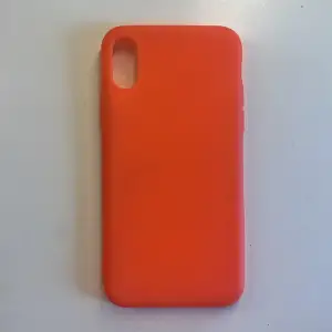 Snyggt orange mobilskal till iPhone X från SHEIN , användt någon gång,