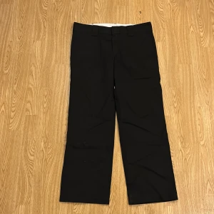 Dickies 873 Slim straight pant - Sparsamt använda dickies 873 byxor. Mycket bra skick