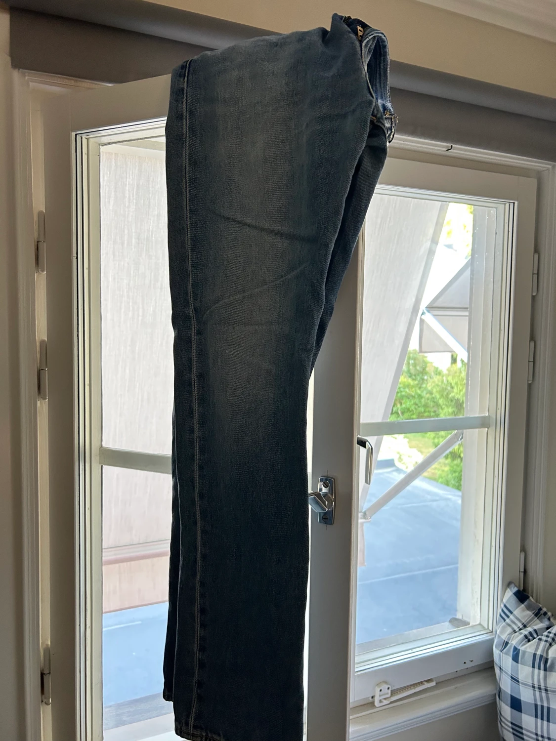Levis 551 jeans