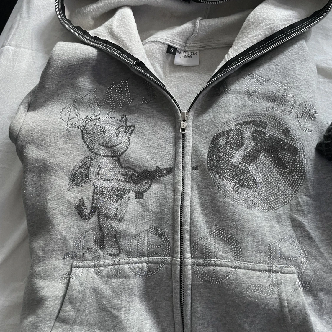 Aim for the moon  - 90