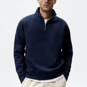 Half zip - En mörkblå Half zip från zara i bra skick. Hör av dig om fler bilder önskas.
