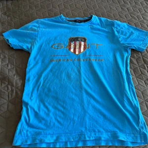 Gant T-shirt  - Vill bli av med den pga ingen användning